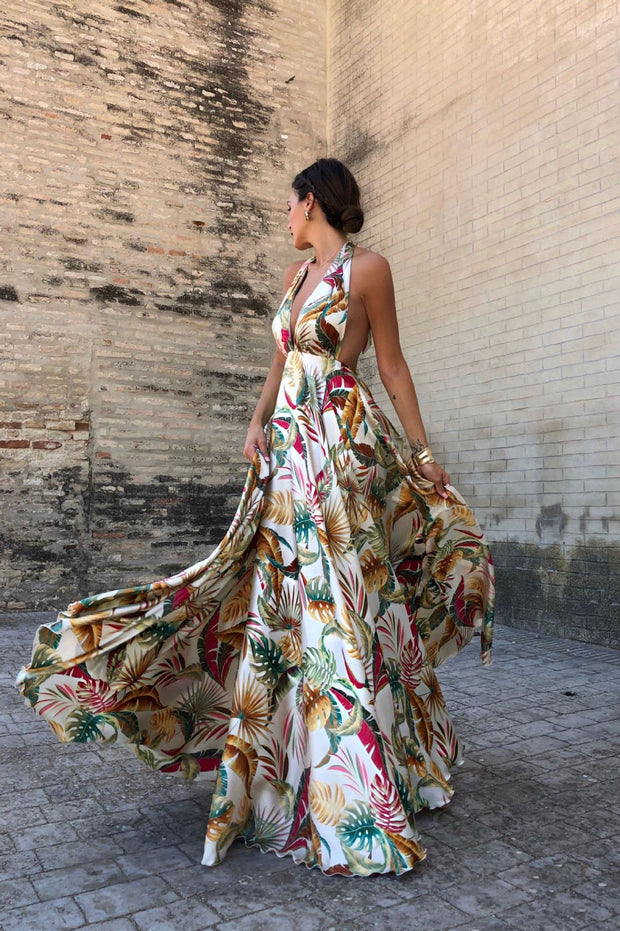 Explosive sexy sleeveless halter halter dress
