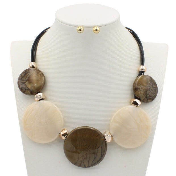 Disc Jewelry Necklace